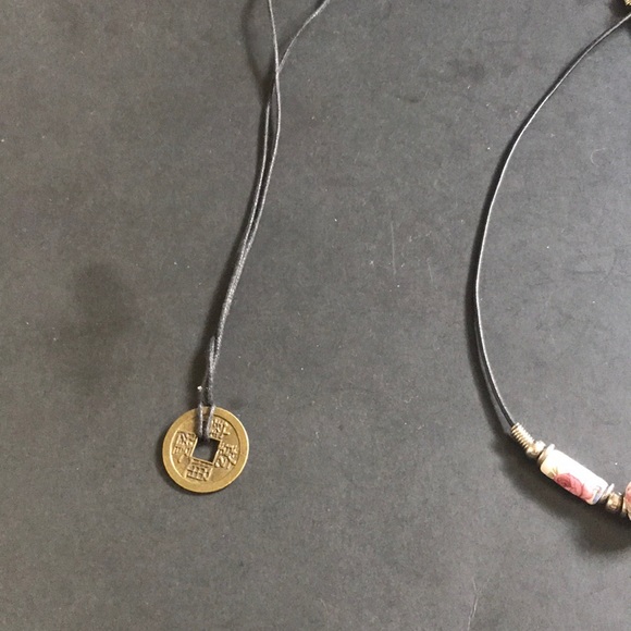 Vintage necklace lot - Picture 4 of 6